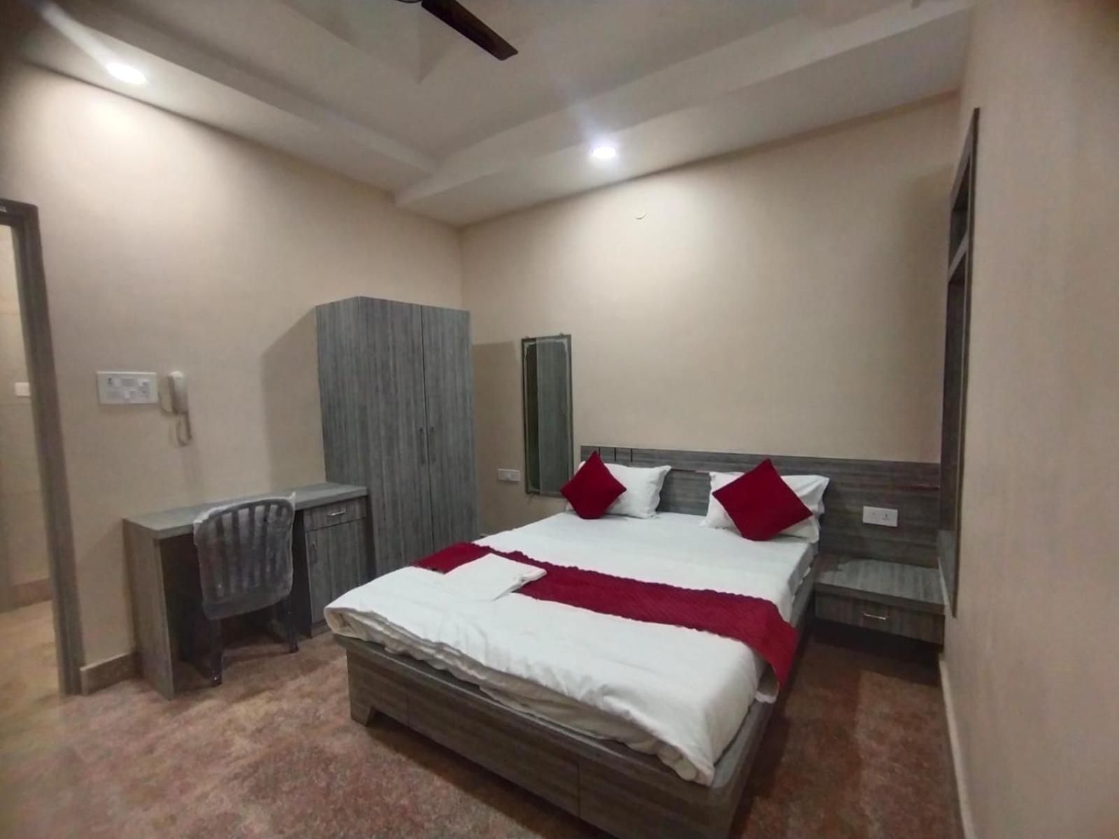 Hotel Utsav Palace Kanpur Exterior photo