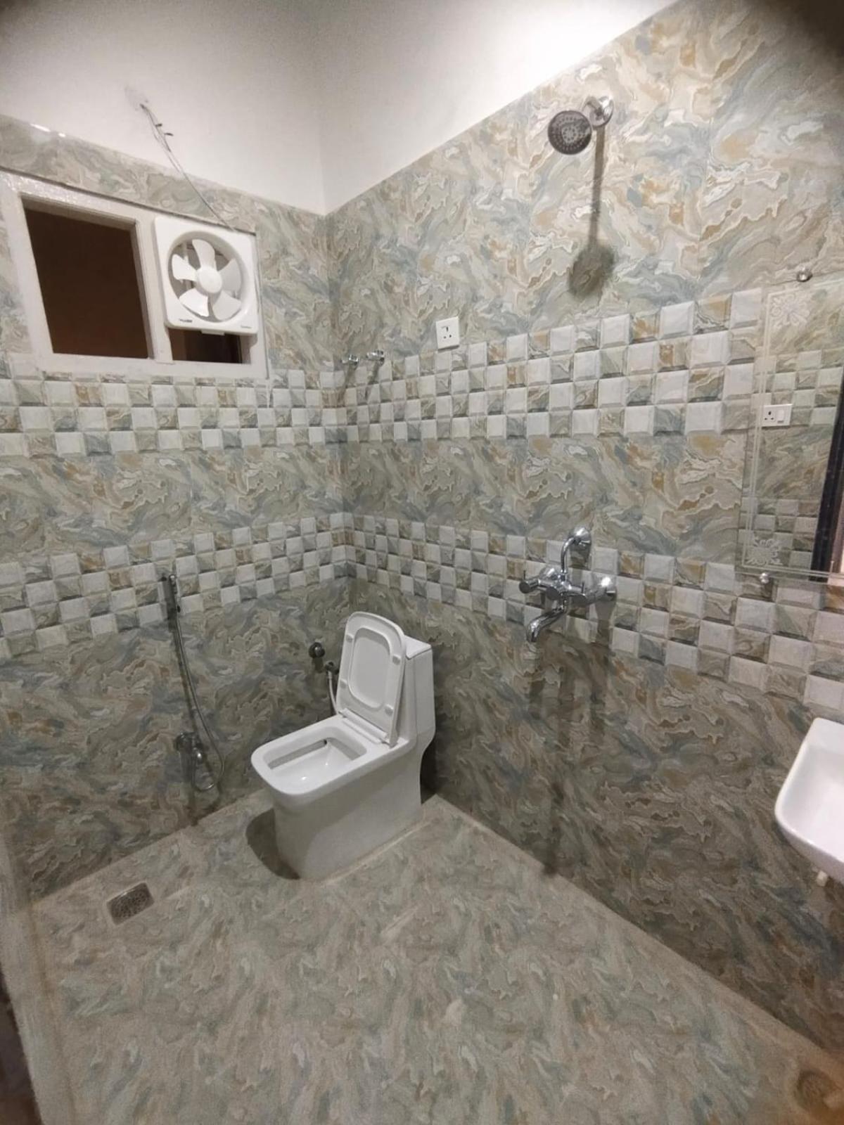 Hotel Utsav Palace Kanpur Exterior photo